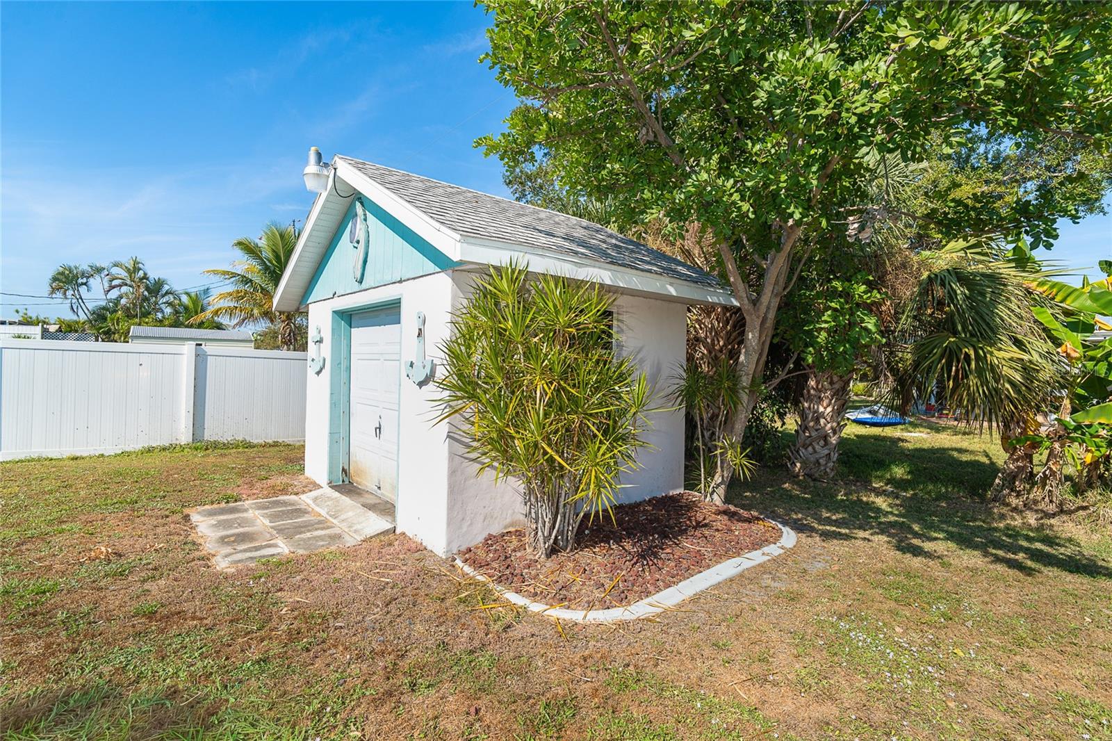 CHARLOTTE PARK - Residential