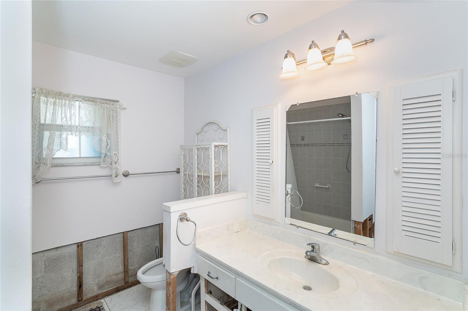 CHARLOTTE PARK - Residential