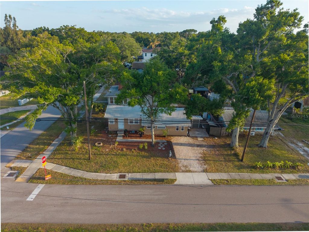 Photo of 6002 72nd Avenue N, Pinellas Park, FL 33781 (MLS # TB8496590)