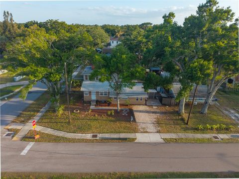 Photo of 6002 72nd Avenue N, Pinellas Park, FL 33781 (MLS # TB8496590)