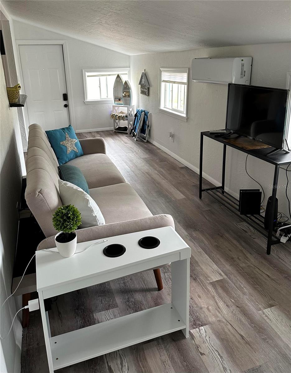 PINELLAS PARK - Residential