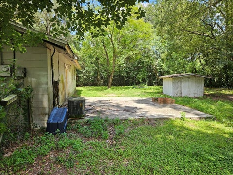 Tiny photo for 6411 NE 22nd Court, Ocala, FL 34479 (MLS # OM731257)