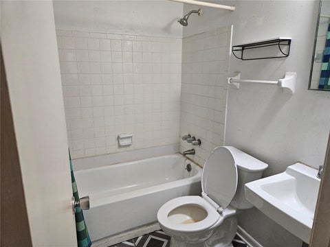 Tiny photo for 6411 NE 22nd Court, Ocala, FL 34479 (MLS # OM731257)
