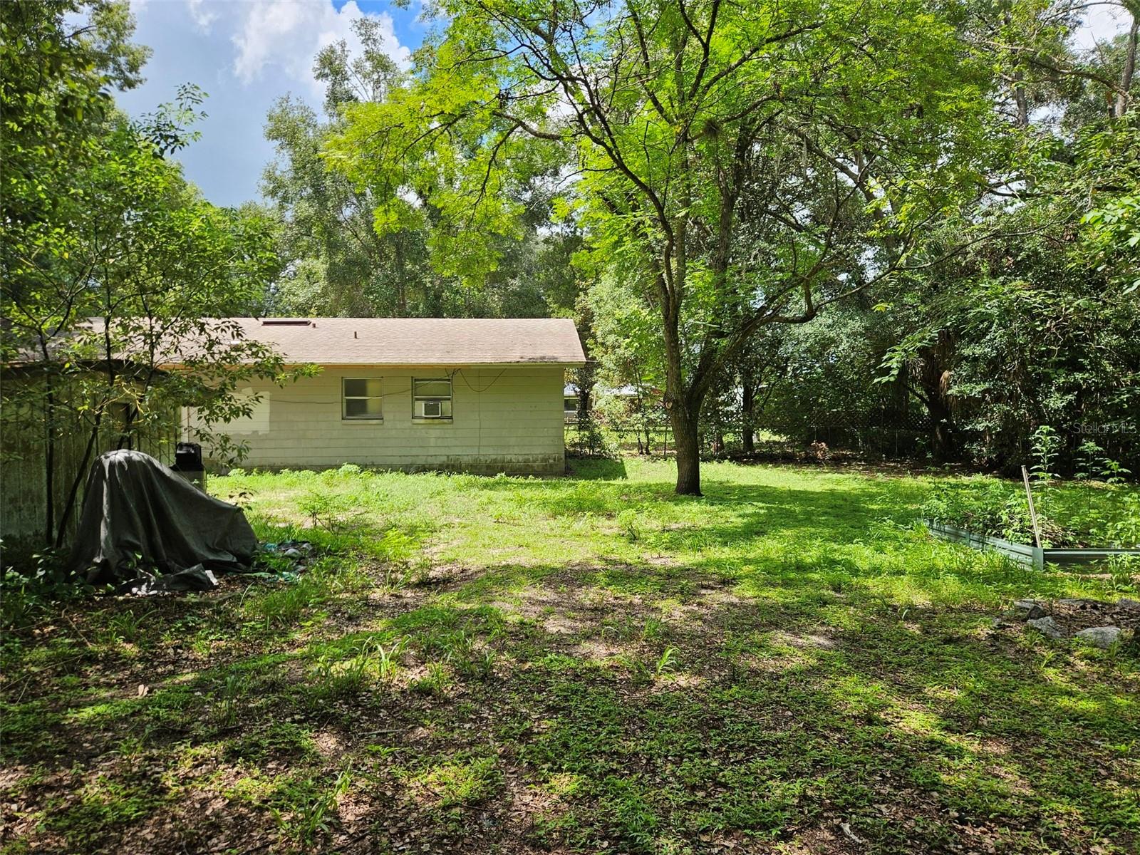 6411 NE 22ND COURT