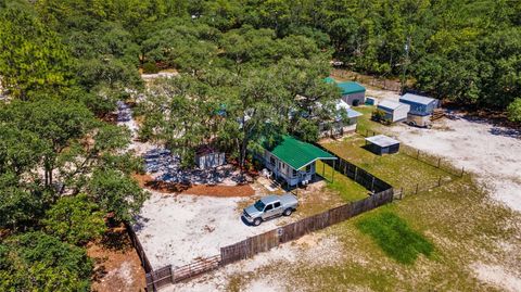 A home in DUNNELLON