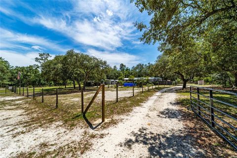 A home in DUNNELLON