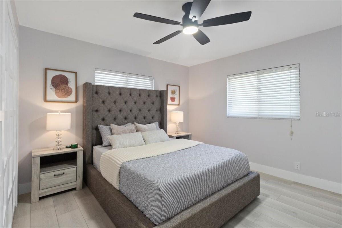 LINCOLN TERRACE - Residential