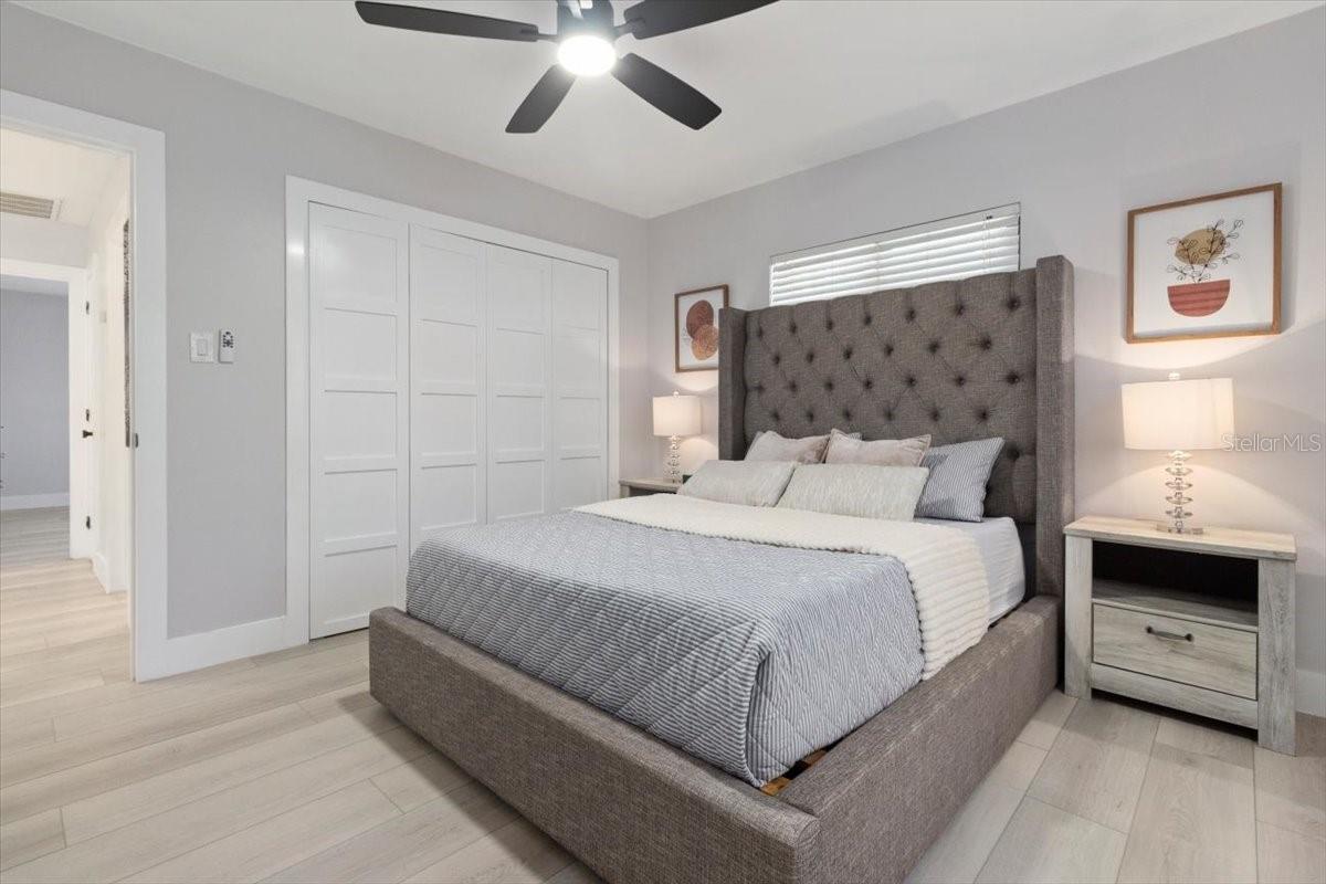 LINCOLN TERRACE - Residential