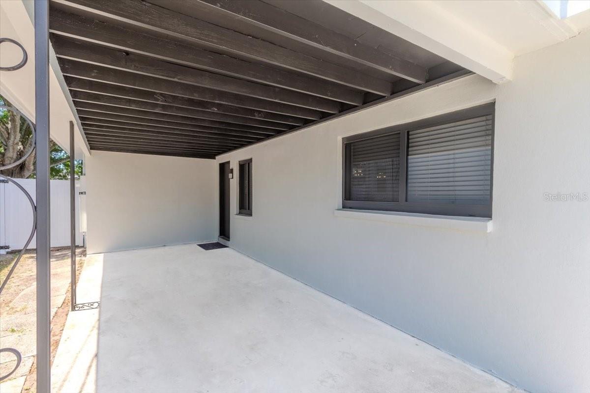 LINCOLN TERRACE - Residential