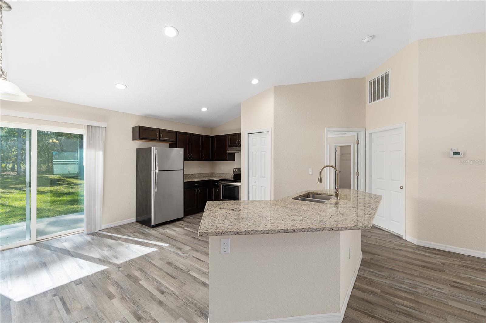SILVER SPGS SHORES - Residential