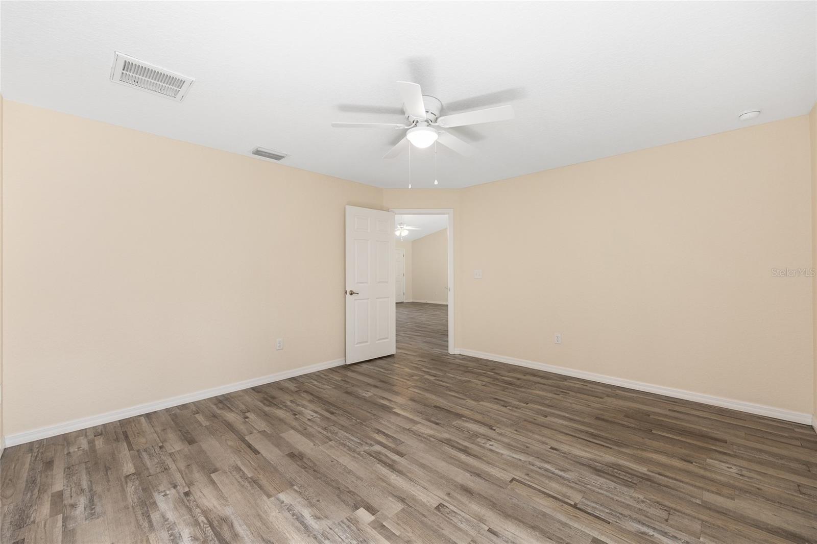 SILVER SPGS SHORES - Residential
