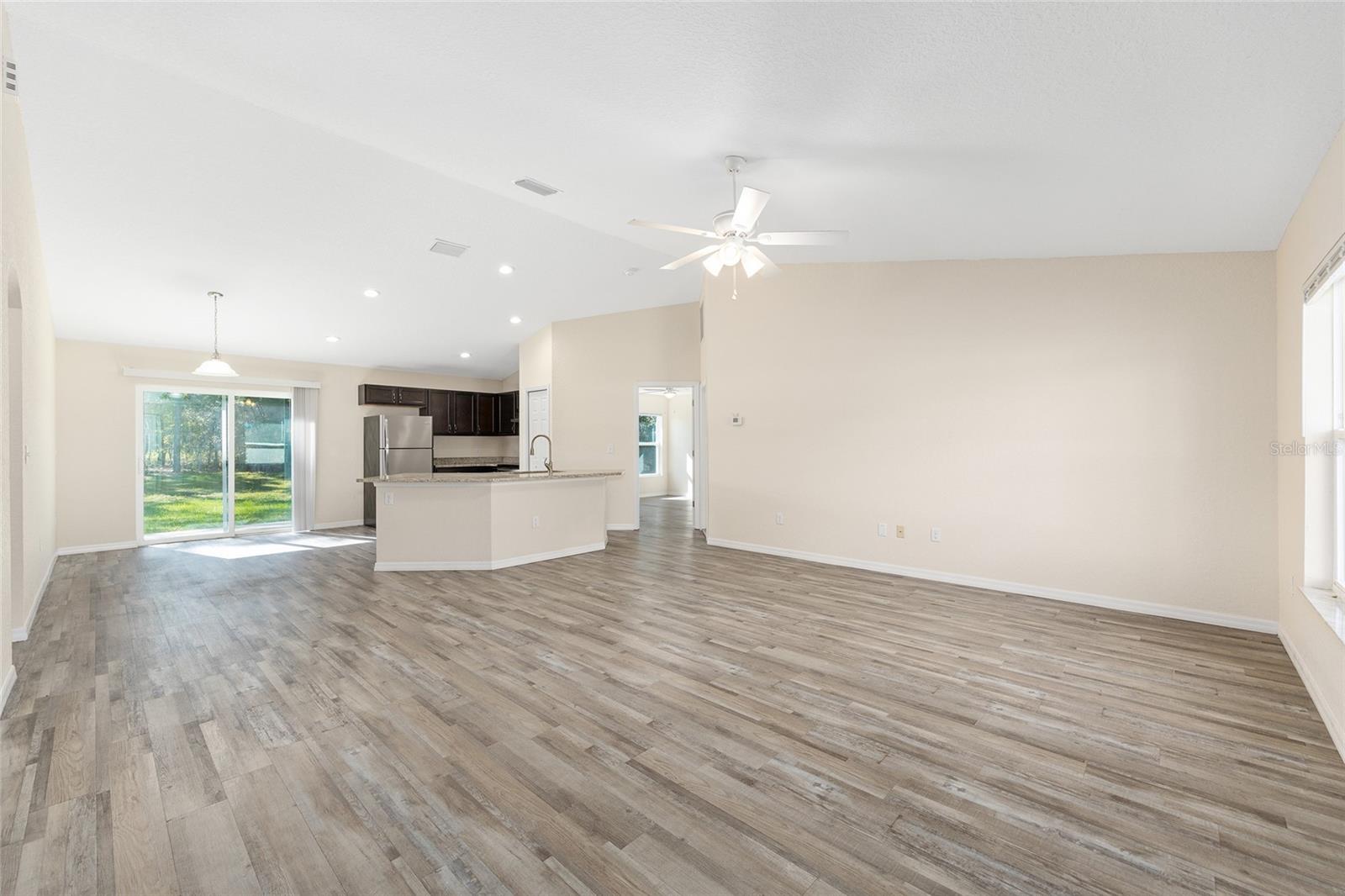 SILVER SPGS SHORES - Residential