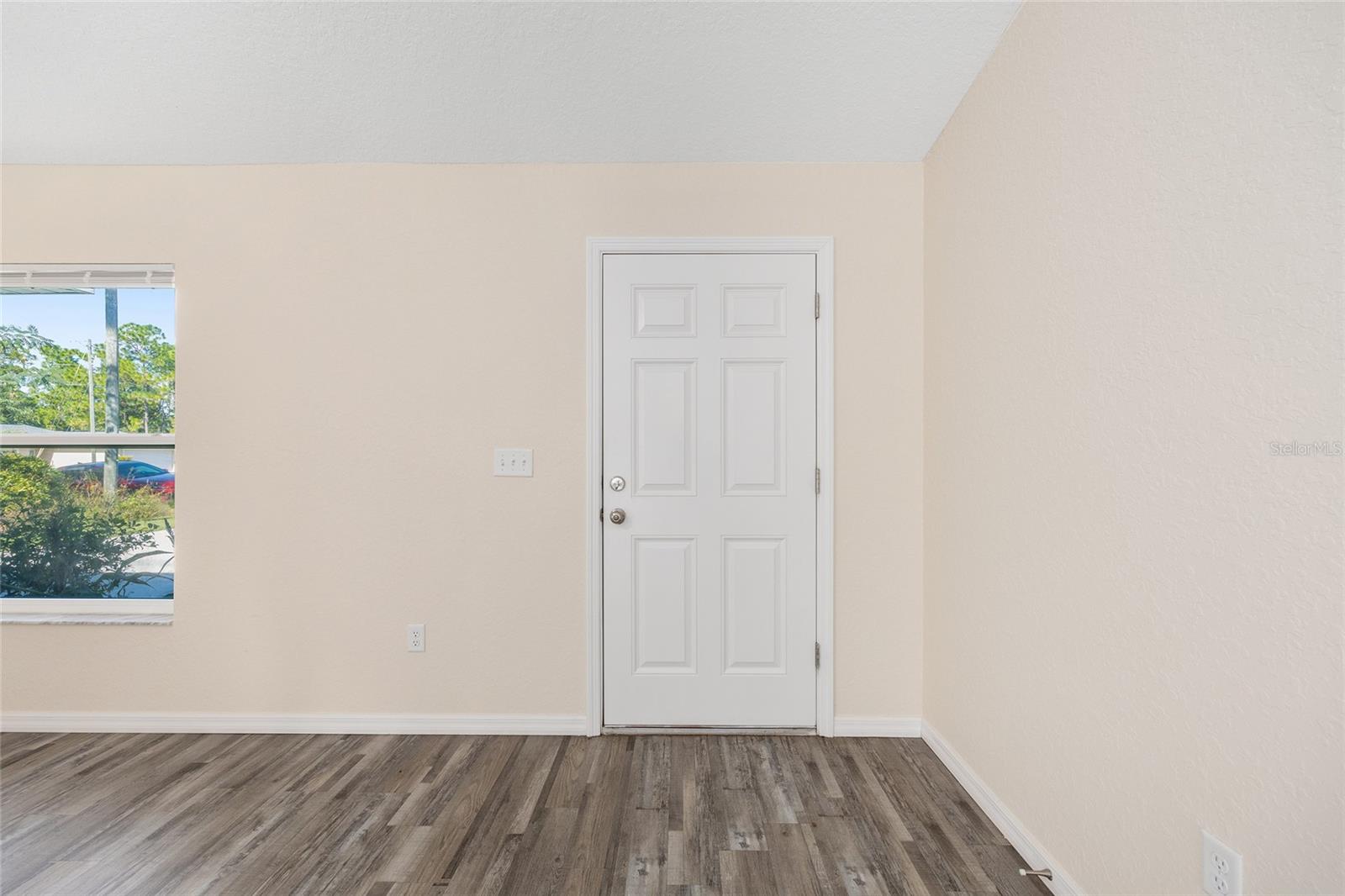SILVER SPGS SHORES - Residential