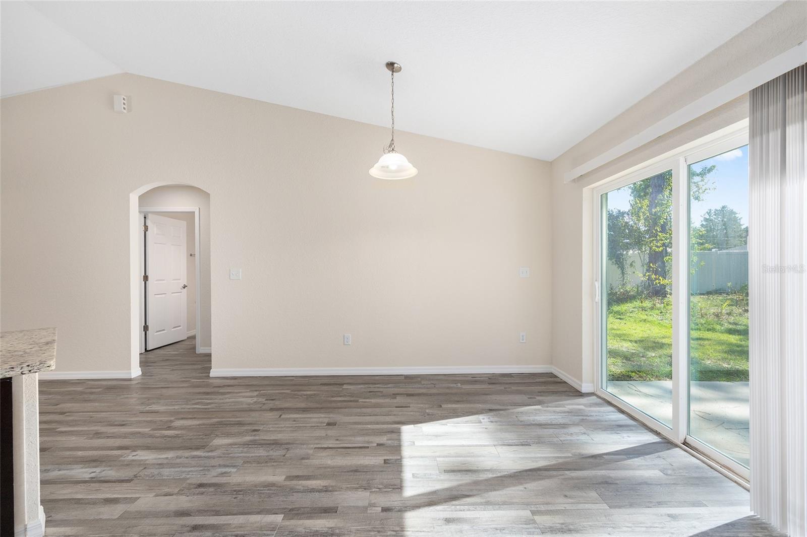 SILVER SPGS SHORES - Residential
