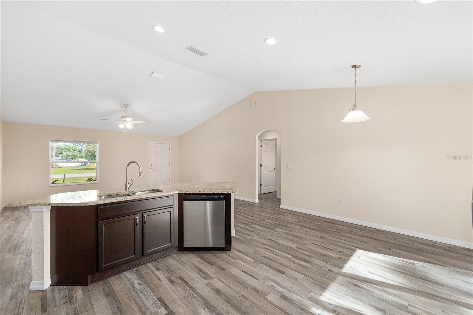 SILVER SPGS SHORES - Residential