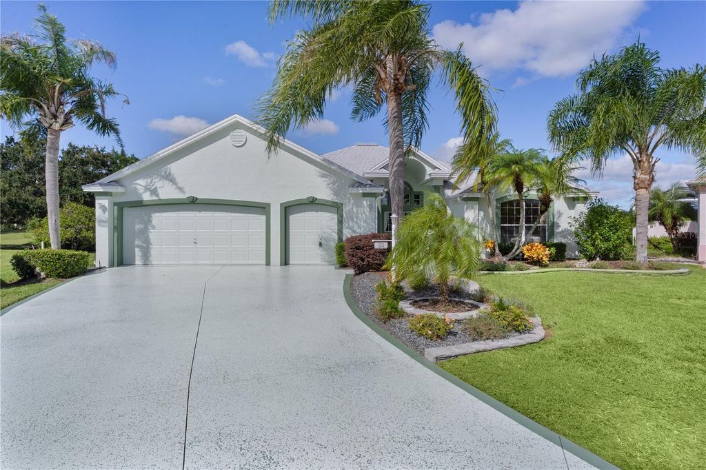Photo of 2028 Palo Alto Avenue, The Villages, FL 32159 (MLS # G5103446)