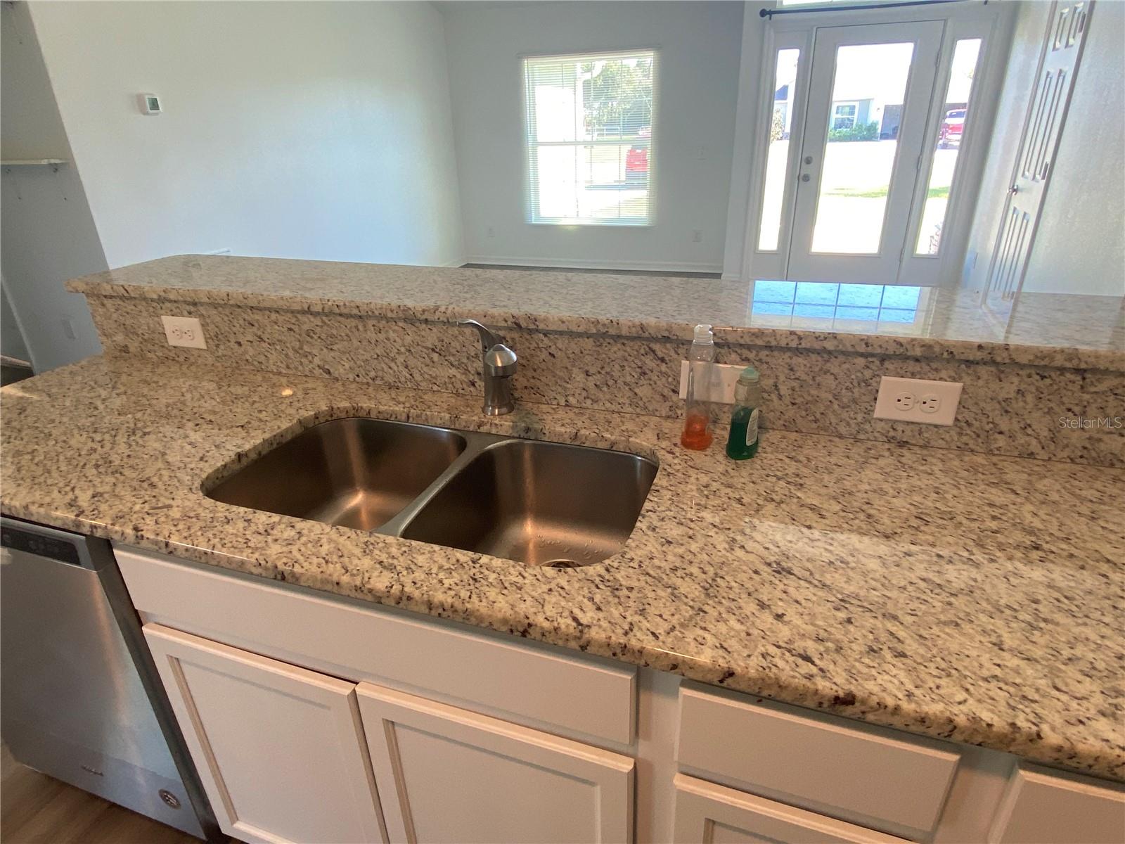 EAST UMATILLA - Residential