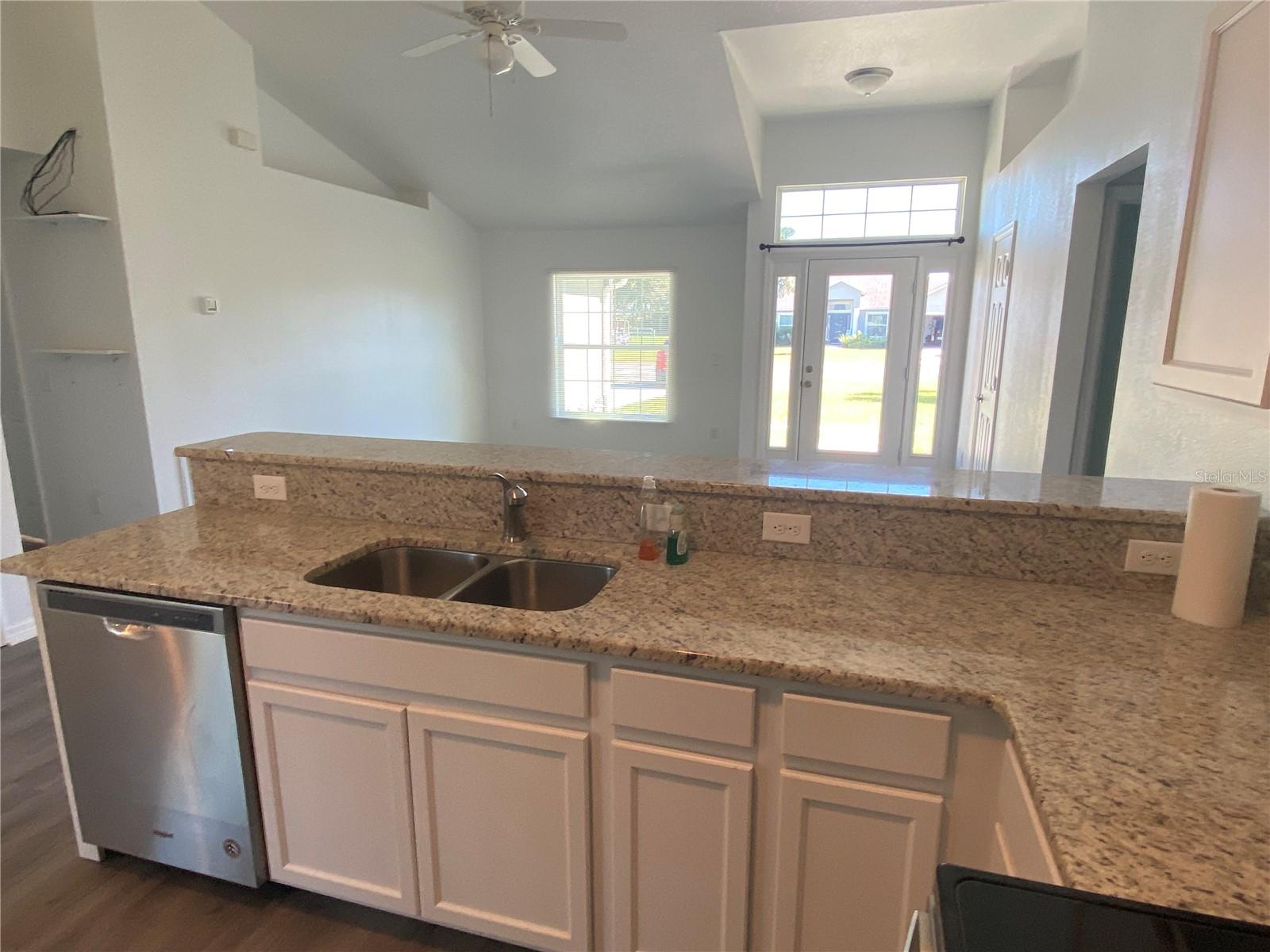 EAST UMATILLA - Residential