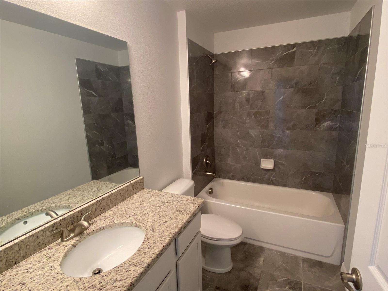 EAST UMATILLA - Residential