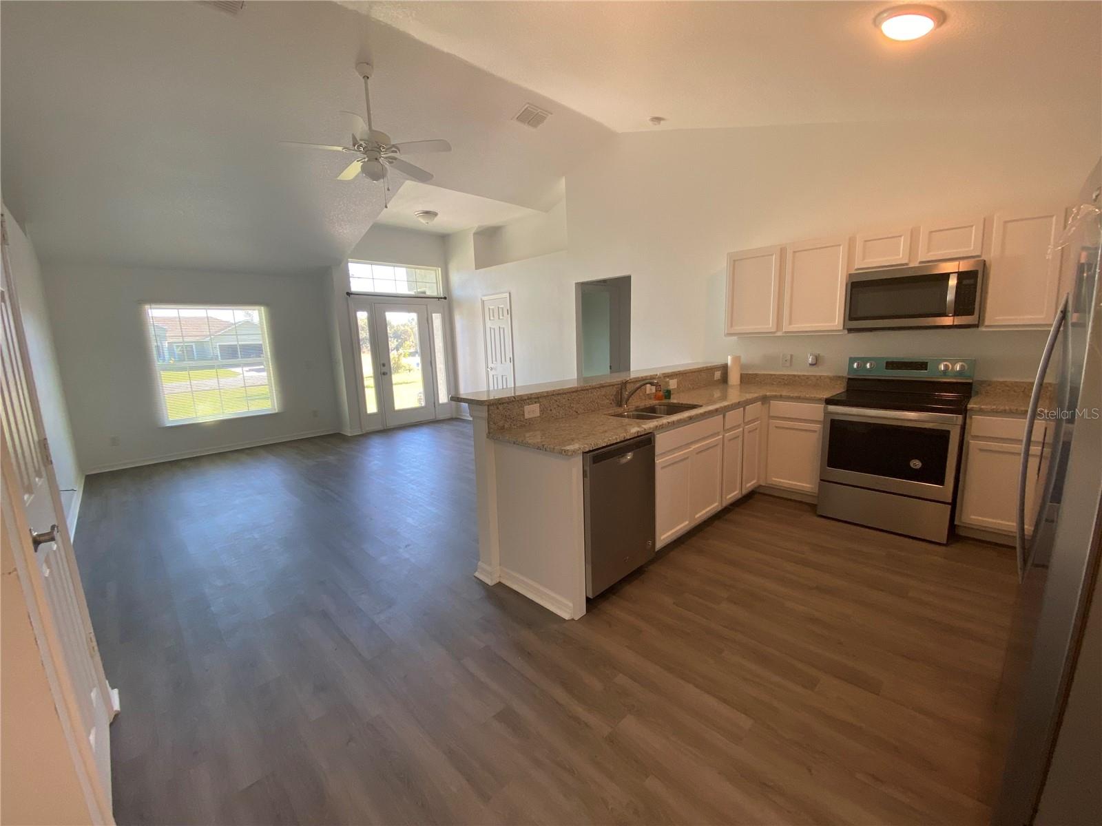 EAST UMATILLA - Residential