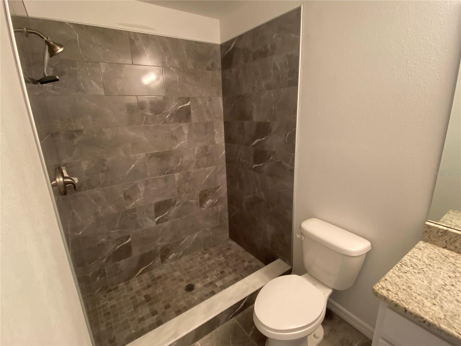 EAST UMATILLA - Residential