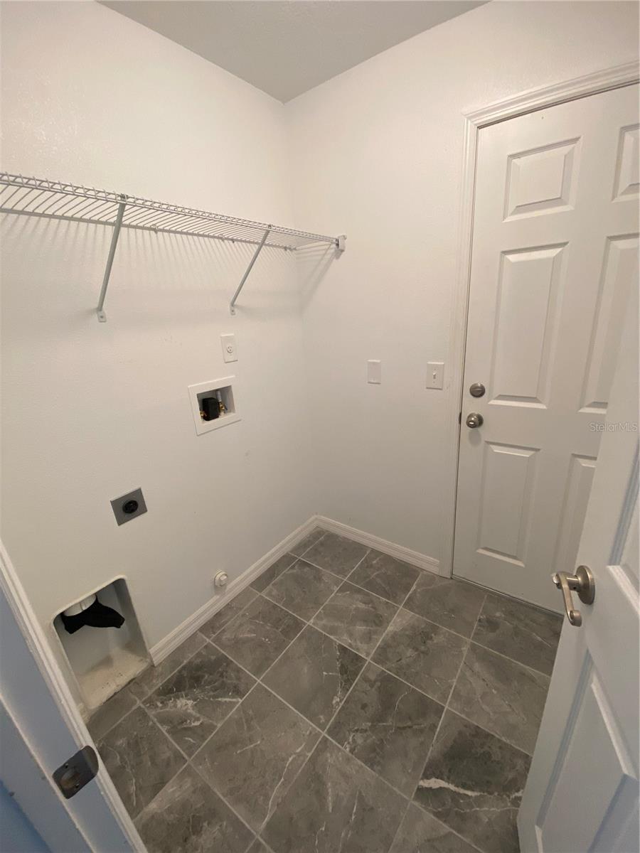 EAST UMATILLA - Residential