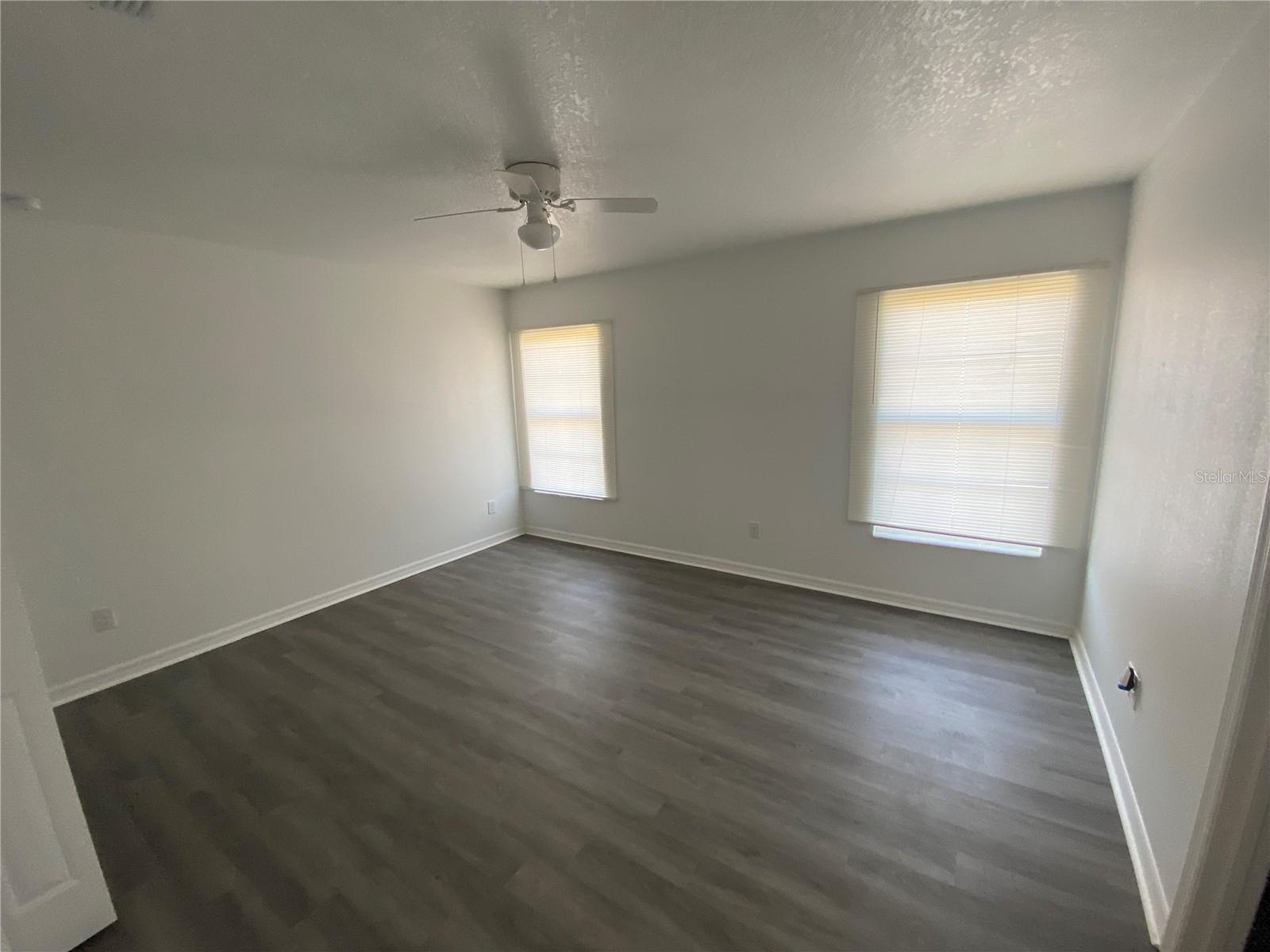 EAST UMATILLA - Residential