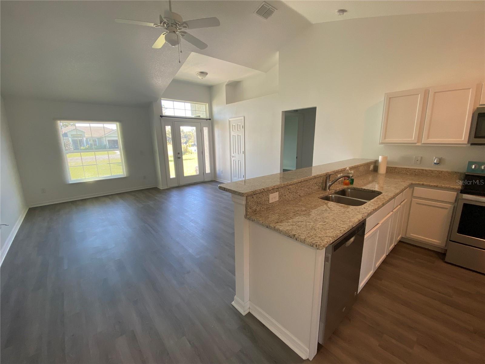 EAST UMATILLA - Residential