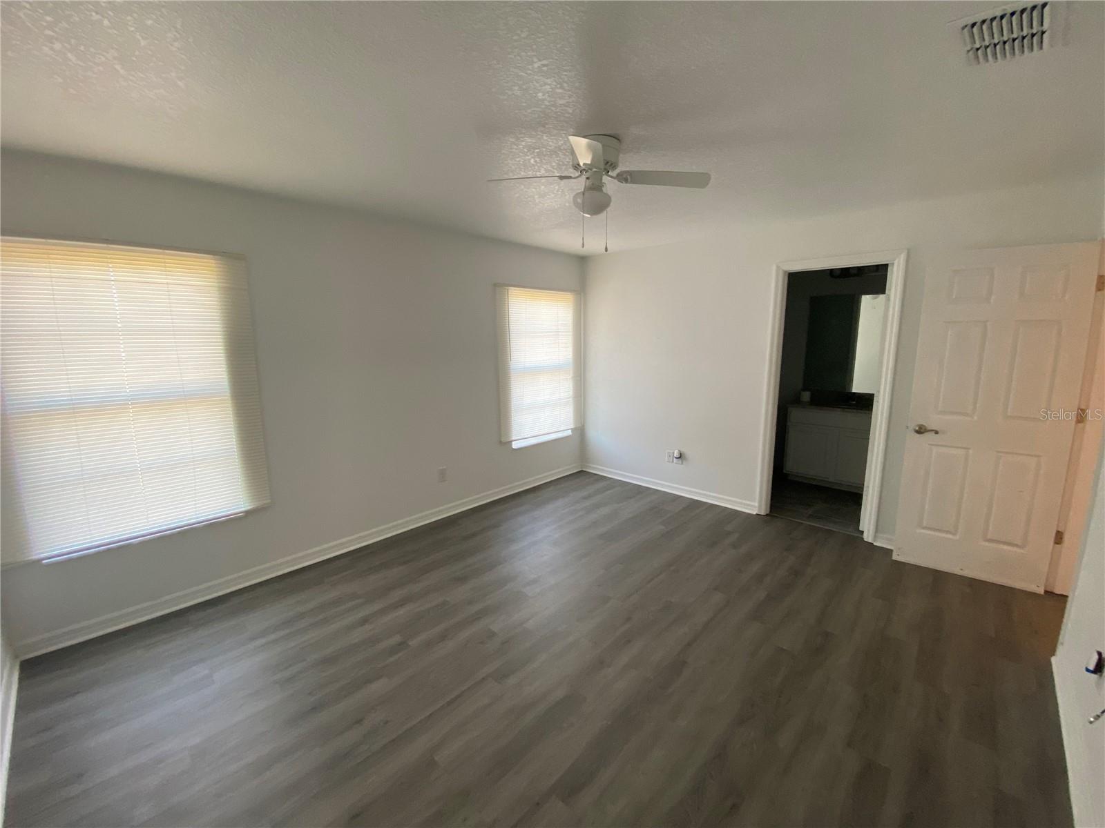 EAST UMATILLA - Residential