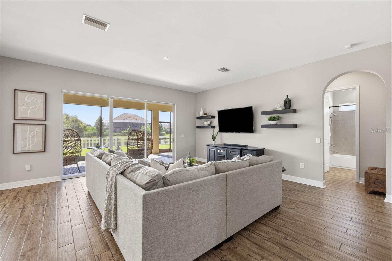 7292 BAY LAUREL COURT