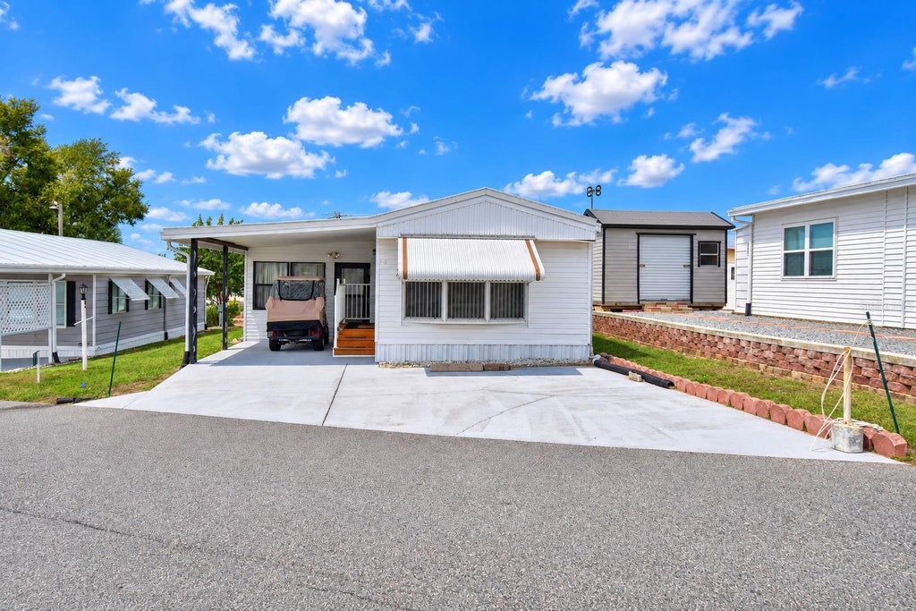 Photo of 251 Patterson Road #D4, Haines City, FL 33844 (MLS # P4940061)
