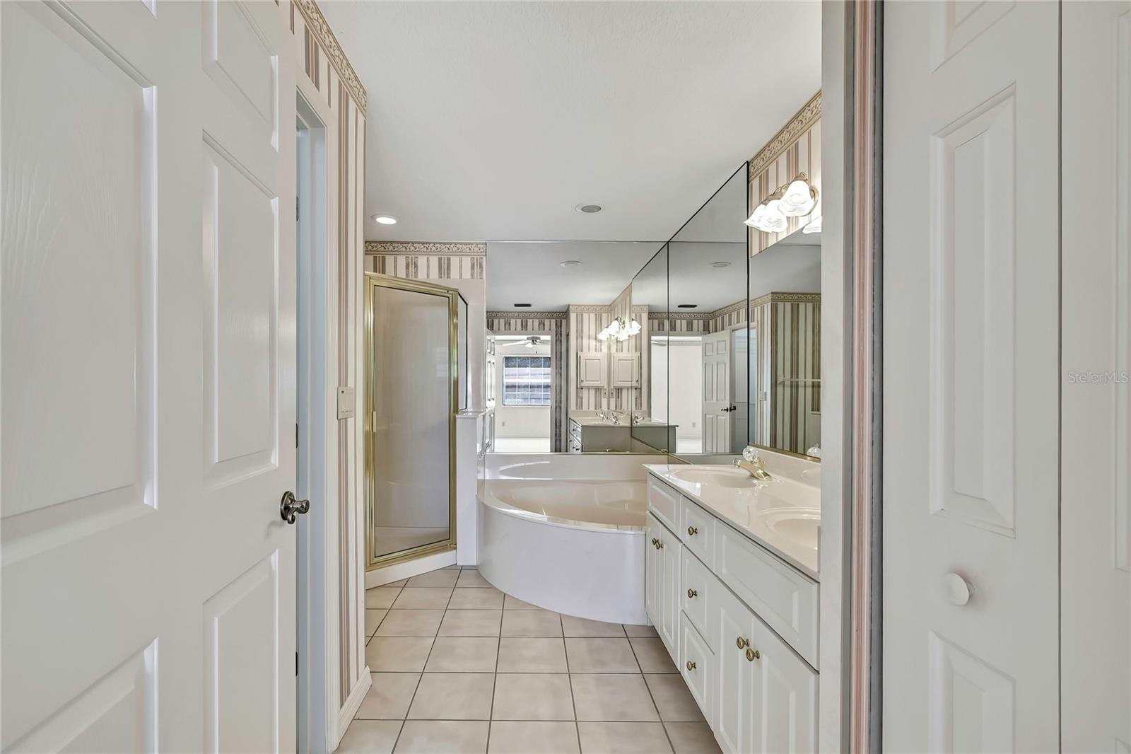 RAINBOW SPGS COUNTRY CLUB ESTATE - Residential