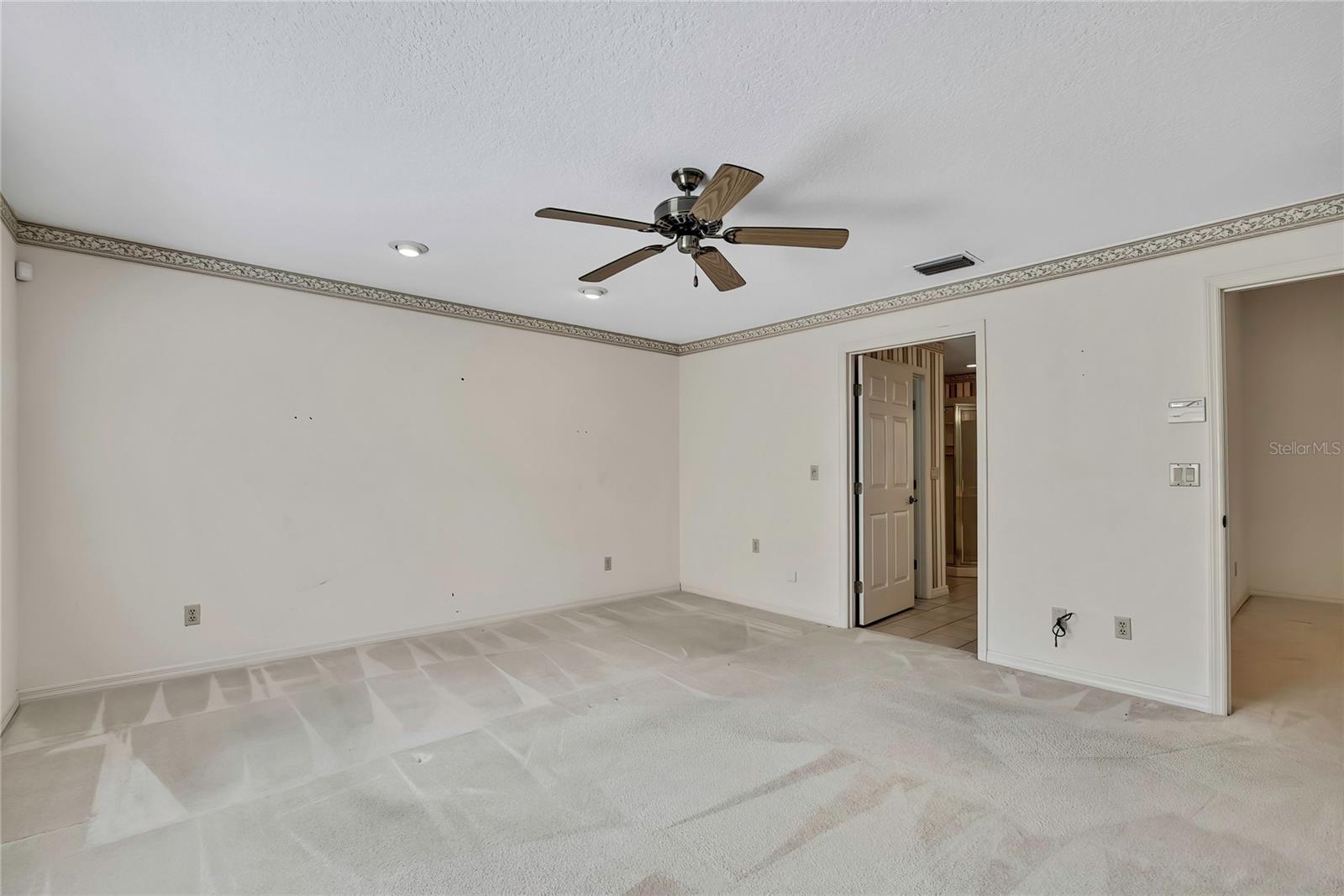 RAINBOW SPGS COUNTRY CLUB ESTATE - Residential