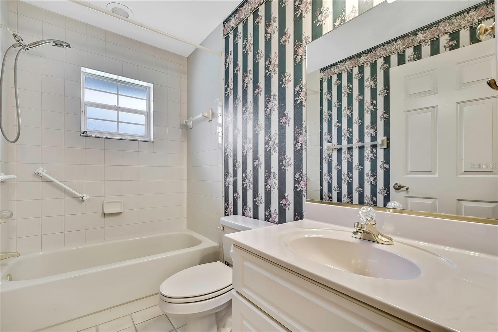 RAINBOW SPGS COUNTRY CLUB ESTATE - Residential