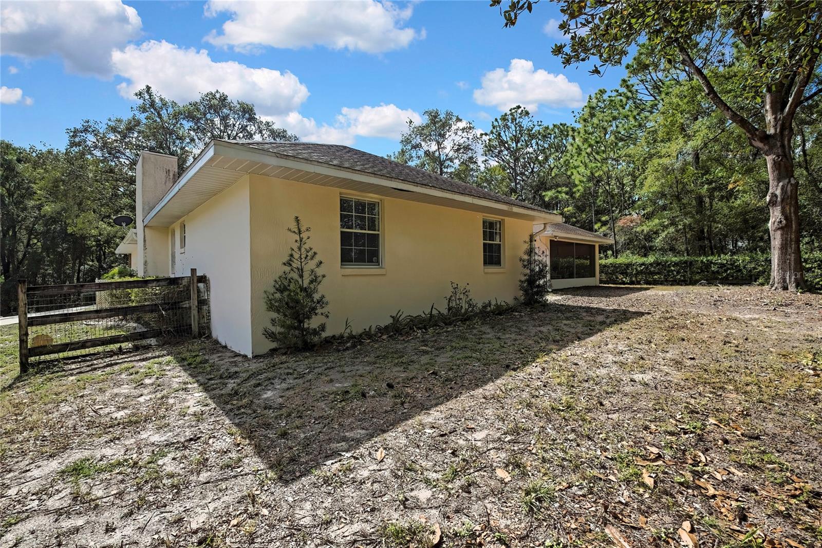 RAINBOW SPGS COUNTRY CLUB ESTATE - Residential