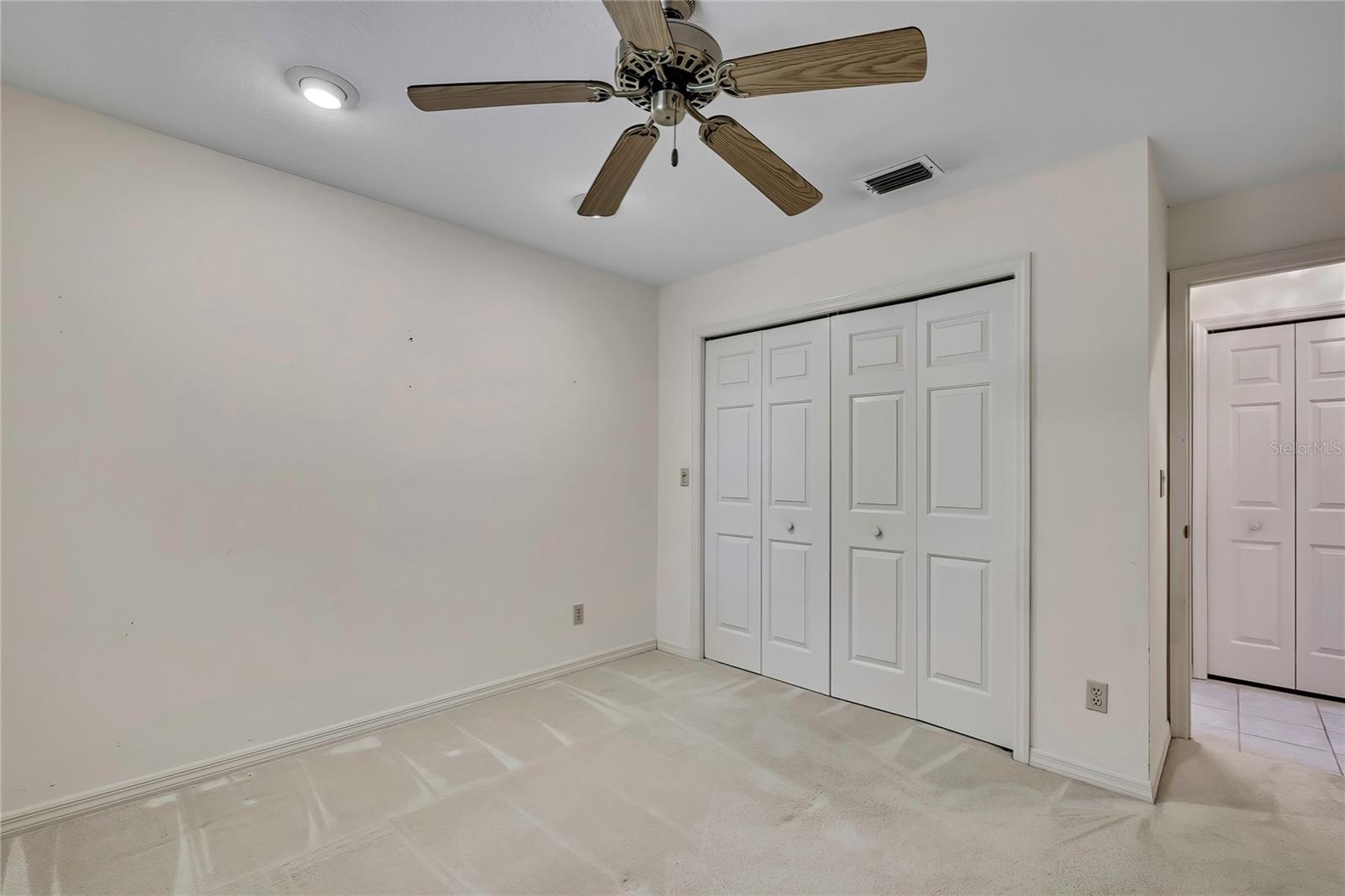 RAINBOW SPGS COUNTRY CLUB ESTATE - Residential