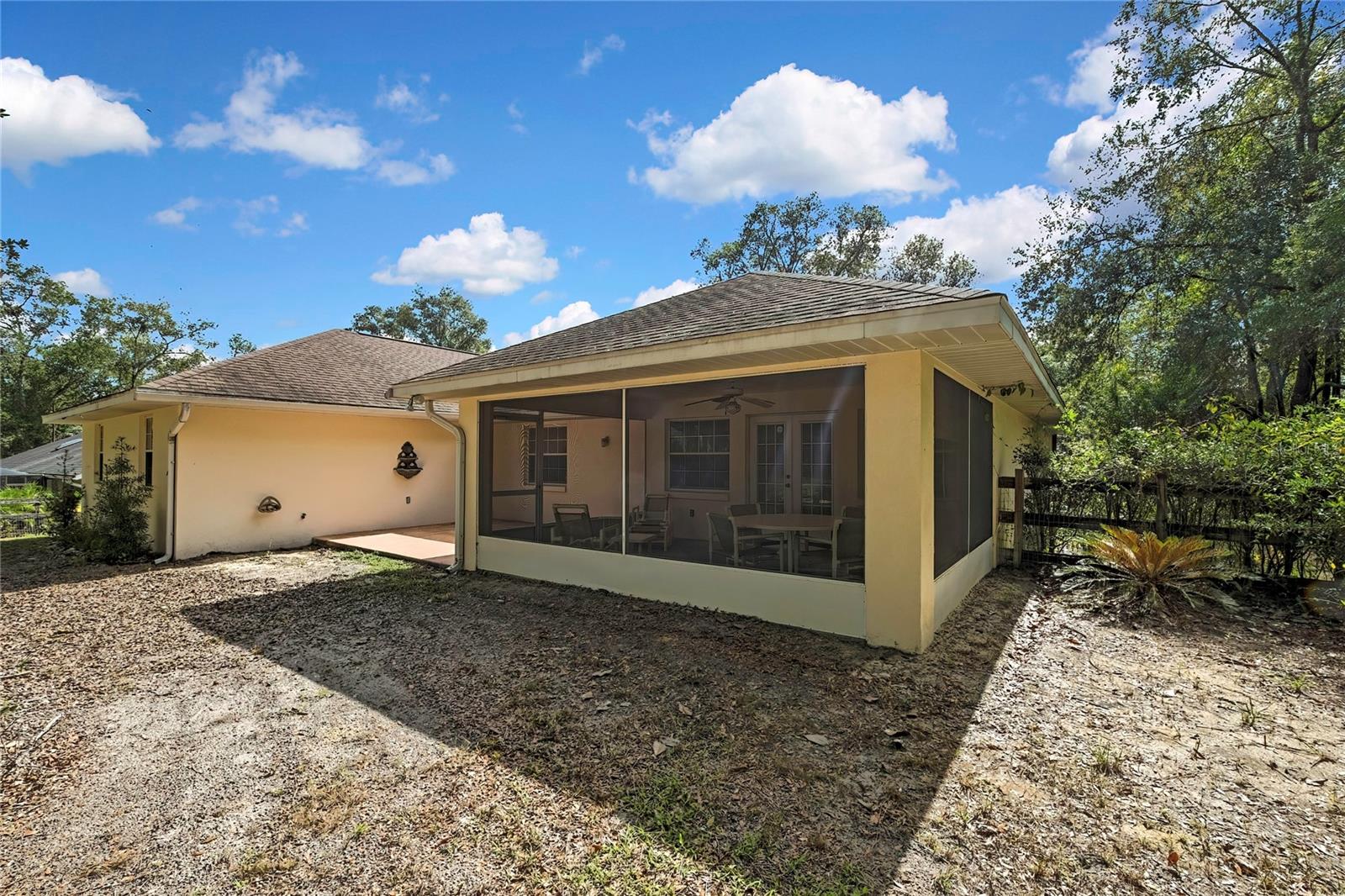 RAINBOW SPGS COUNTRY CLUB ESTATE - Residential