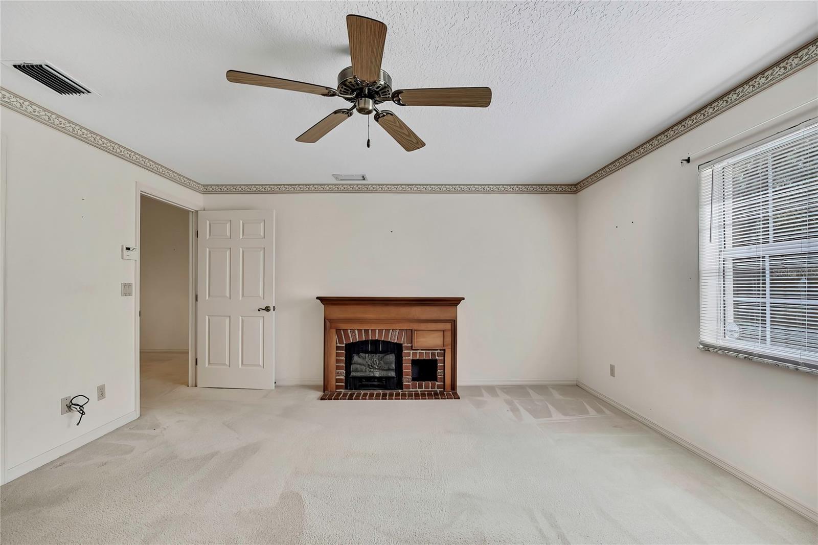 RAINBOW SPGS COUNTRY CLUB ESTATE - Residential