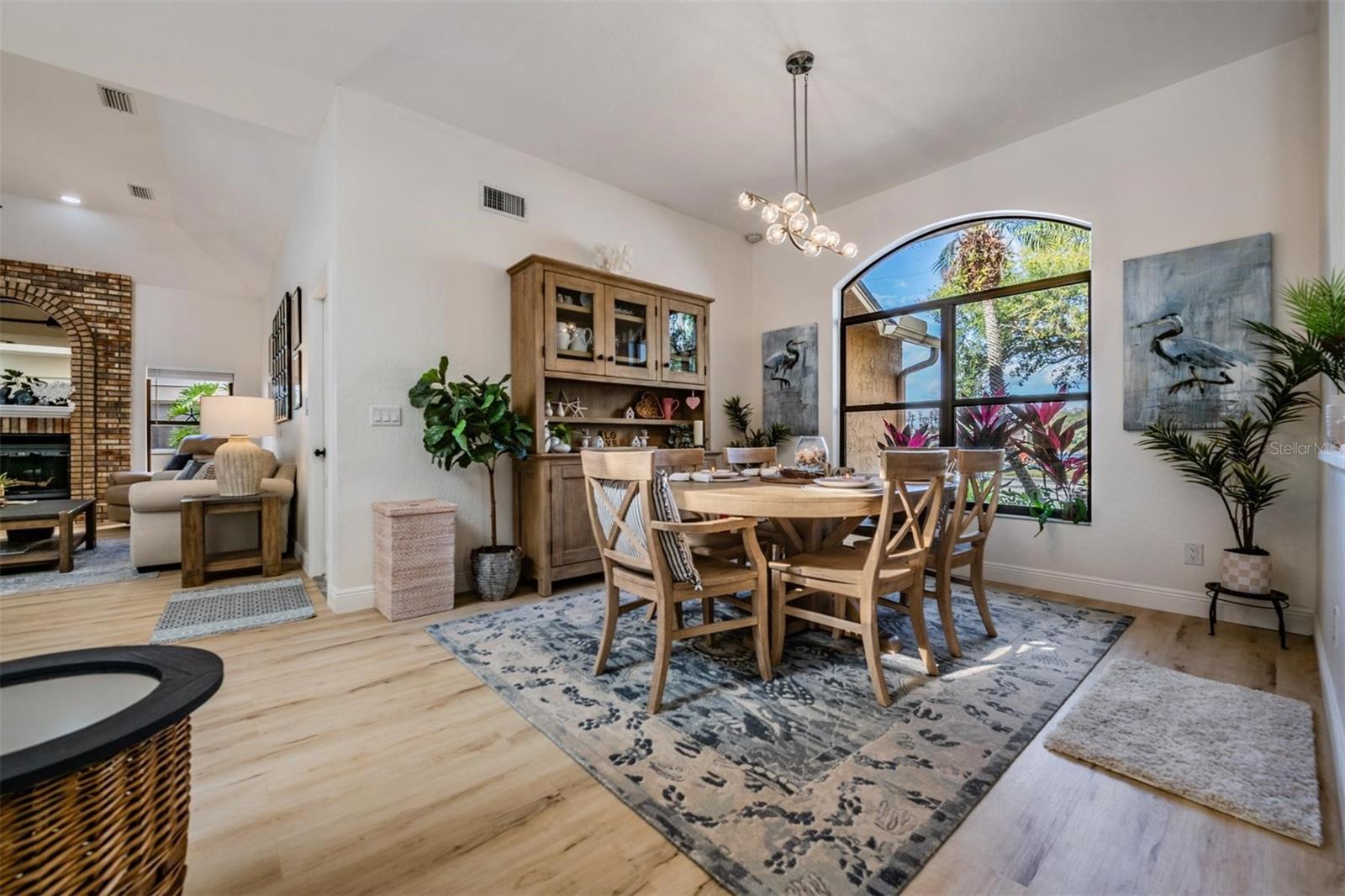 WYNDHAM LAKE SUB PH ONE - Residential