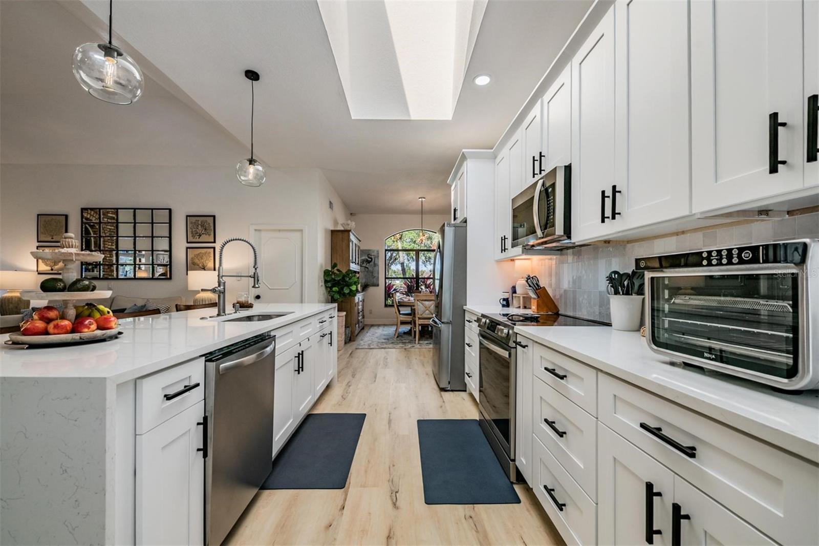 WYNDHAM LAKE SUB PH ONE - Residential