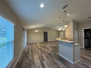 SILVER SPGS SHORES UN 12 - Residential Lease