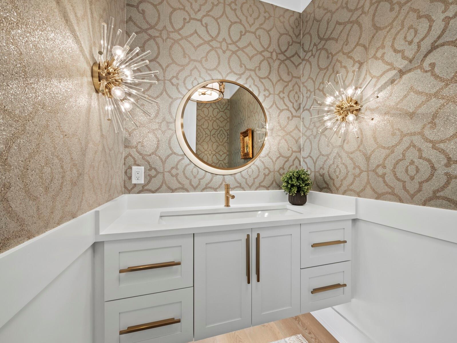 BAY ISLES - Residential