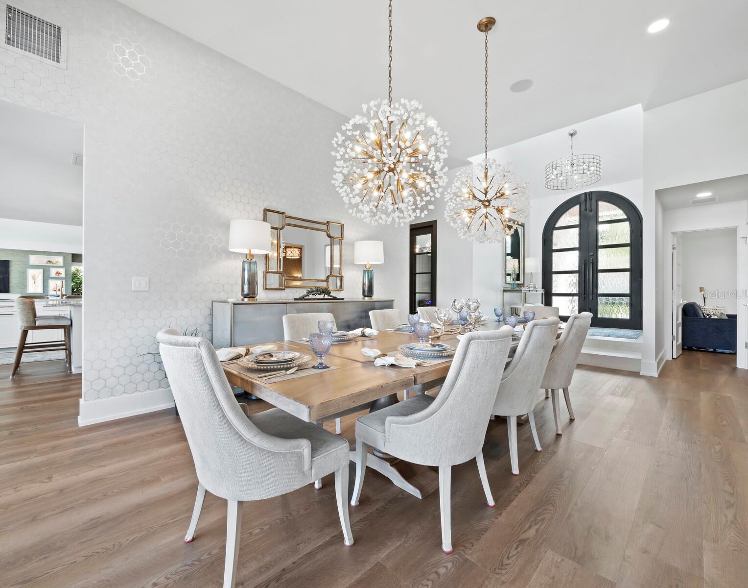 BAY ISLES - Residential