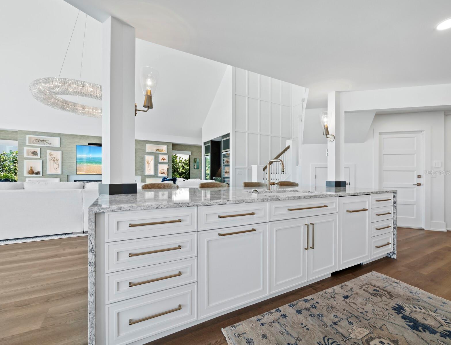 BAY ISLES - Residential