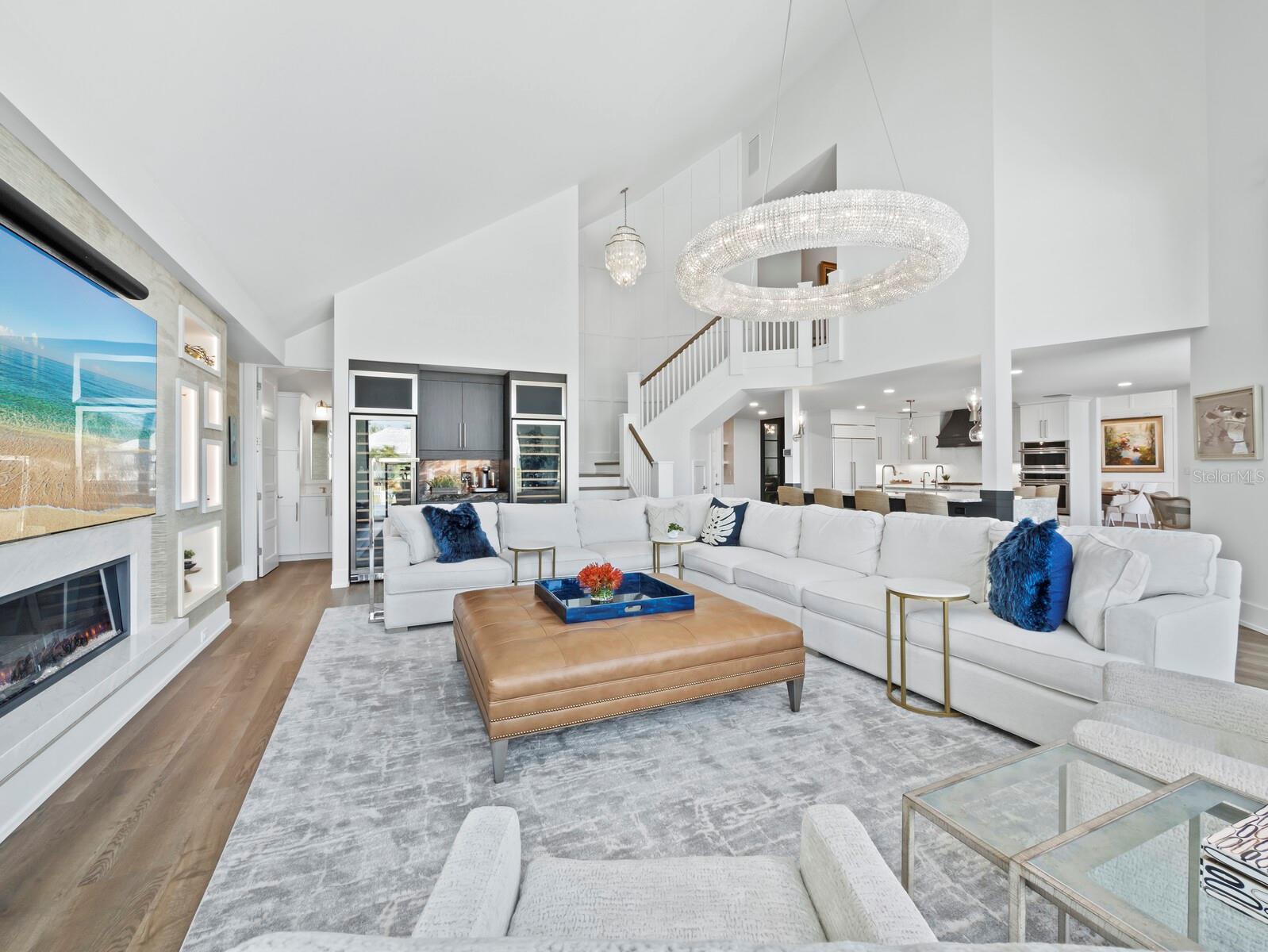 BAY ISLES - Residential