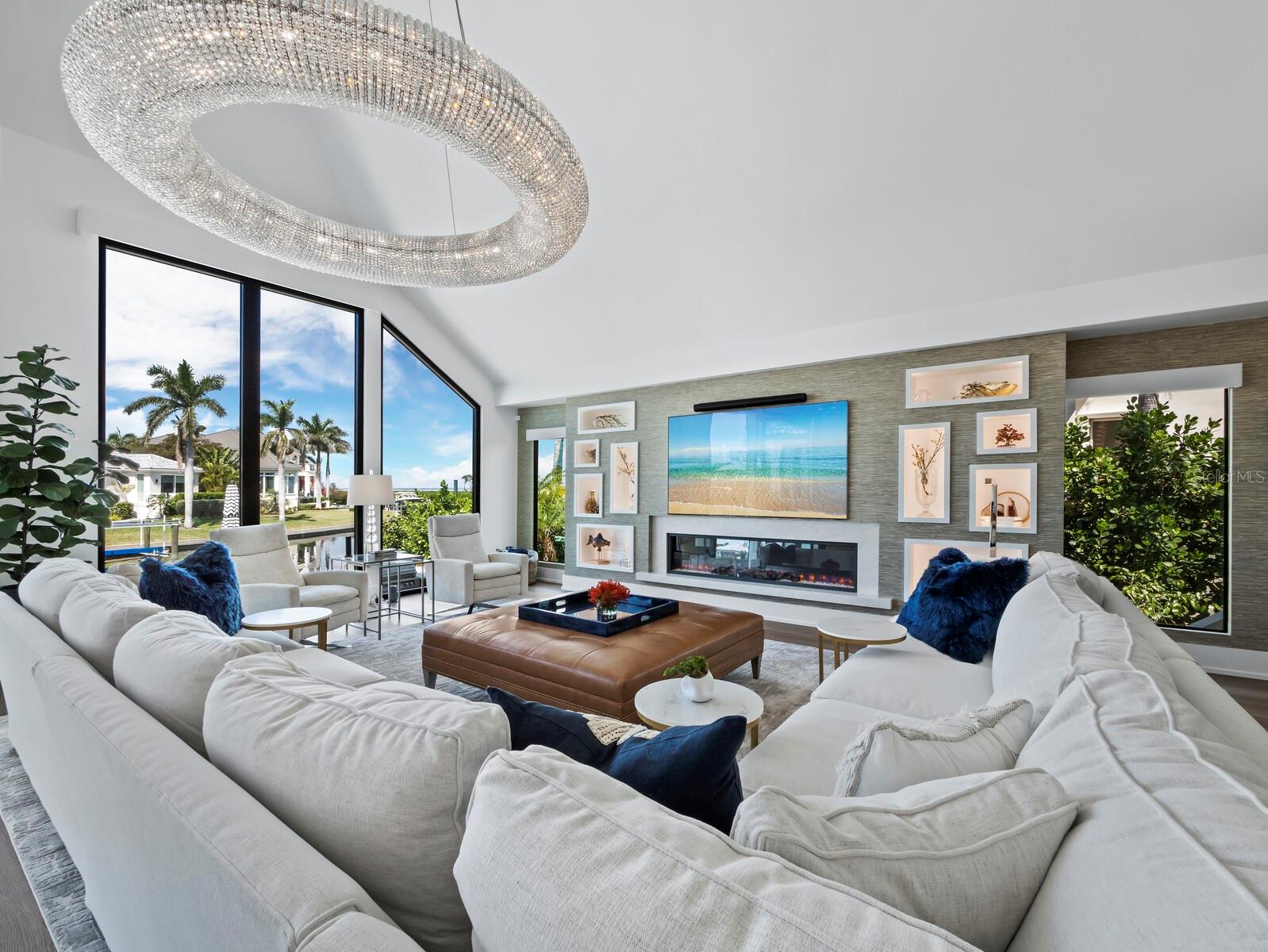 BAY ISLES - Residential