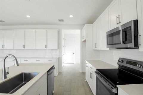 Tiny photo for 153 Waterstone Loop, Tavares, FL 32778 (MLS # S5131869)