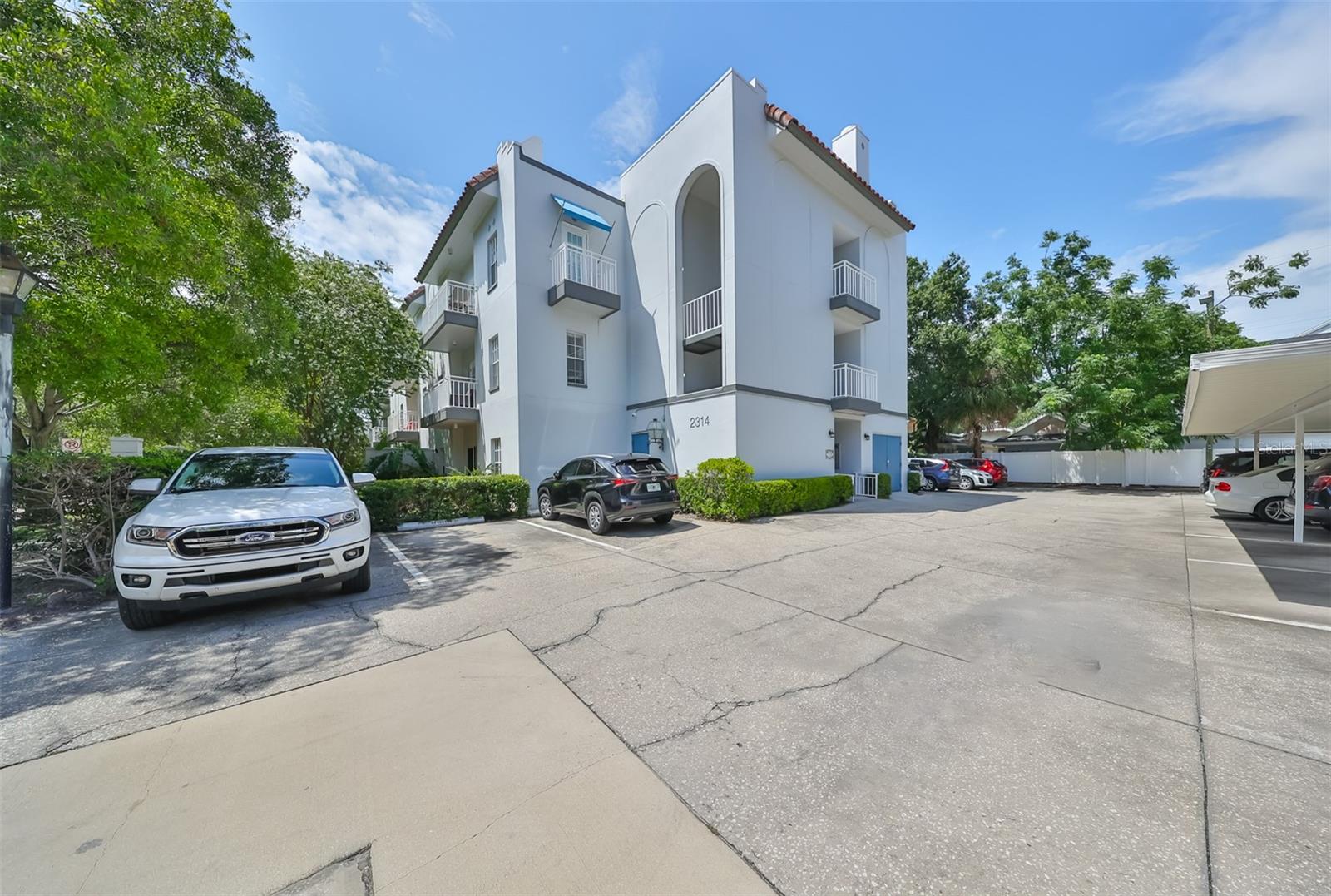 FOR RENT:
Two Bedroom, Two Bathroom Condo with a SPLIT FLOOR PLAN. Attractive in both layout and location.
Welcome to the Bayshore Place Condo! Situated in a CORNER UNIT on the second floor -which can be accessed by Elevator and stairs - provides a private, quiet, and secure location.
The Primary Suite is spacious and contains a WALK IN CLOSET, full bathroom, and great Natural Light that comes from windows facing the beautiful neighborhood.
The Second Bedroom and bathroom are on the opposite side of the unit with a pocket door that can close off the hallway for privacy - perfect for a roommate or quiet office space.
The Kitchen is complete with plenty of storage, GRANITE Countertops, and suite of full size APPLIANCES.
The living area is very inviting with an open layout with excellent natural light that comes from the windows and french door that lead out the COVERED BALCONY which overlooks this tucked away neighborhood seconds from Bayshore Blvd.
The Bayshore Place Condominium provides a Secured Building with only key access to residents who are all background checked. Other amenities included are: One RESERVED PARKING space with additional parking available, Onsite Trash services, Water Utilities, IN-UNIT LAUNDRY closet with washer/dryer, and Pest Control.
Application process is quick and easy. Move in costs are First Month and Security Deposit due at 12 month lease signing.
Reach out to the Listing Agent for a Private tour!
AVAILABLE FOR IMMEDIATE OCCUPANCY!