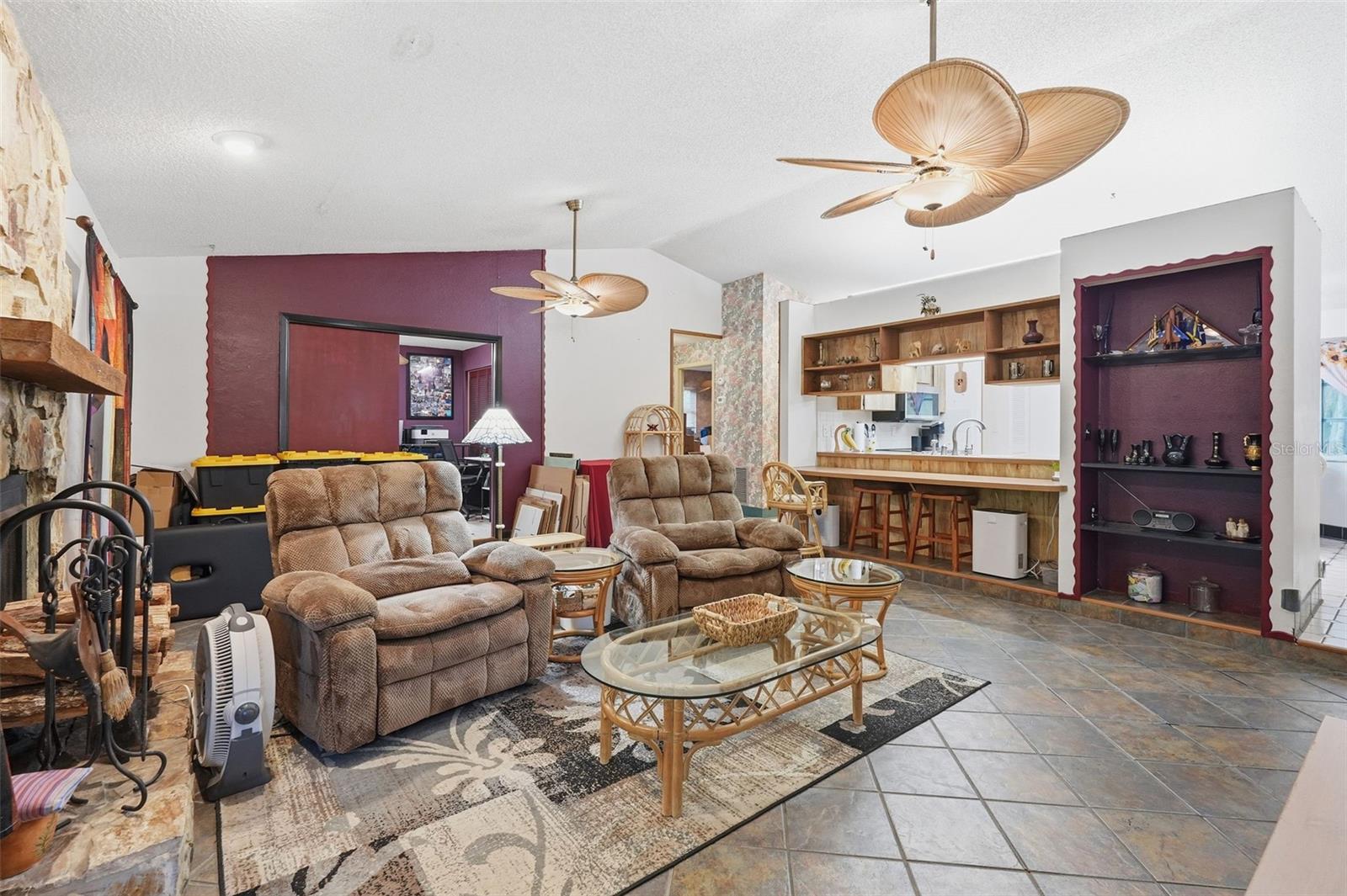 GULF BREEZE ESTATES - Residential