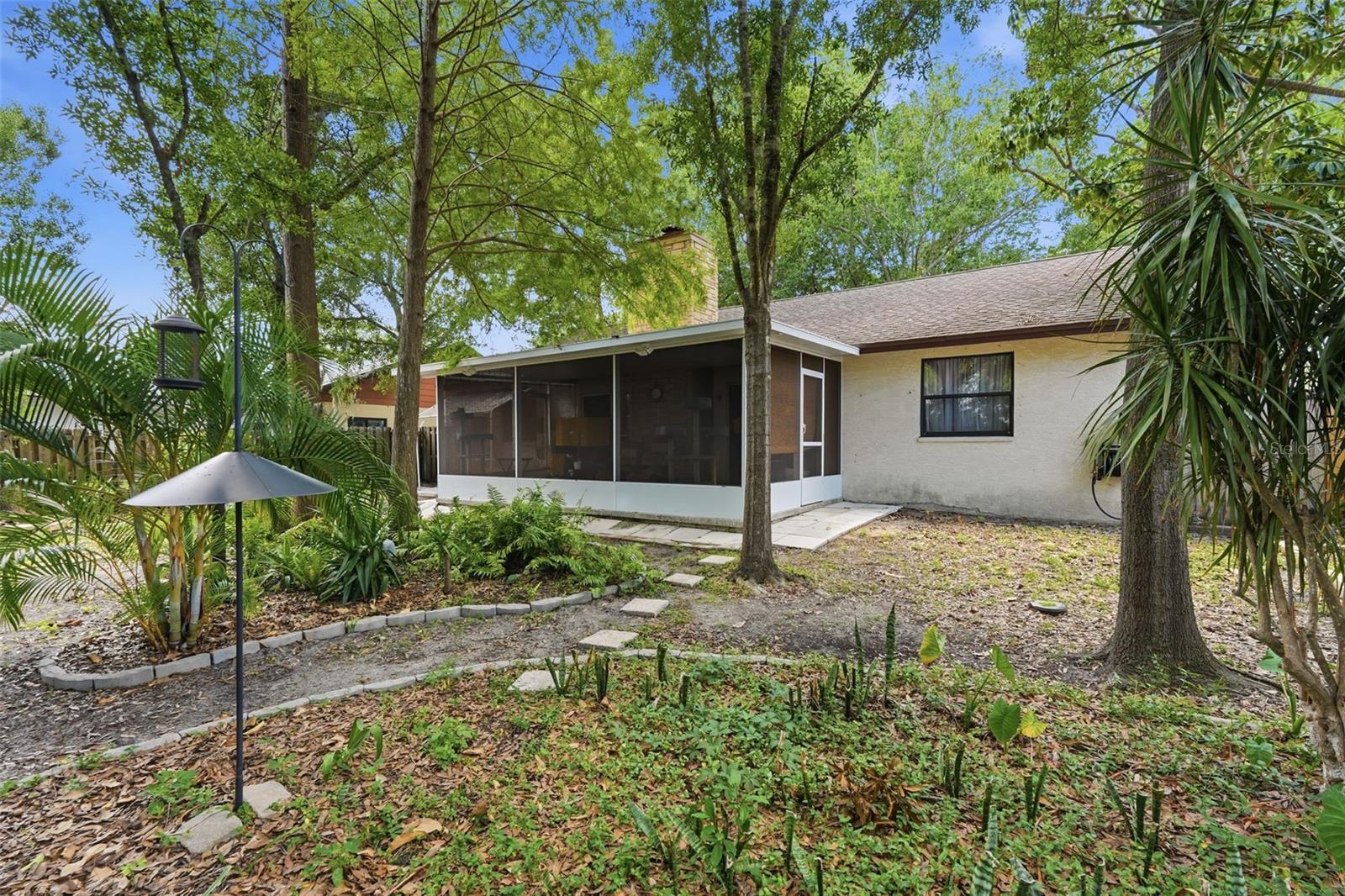 GULF BREEZE ESTATES - Residential
